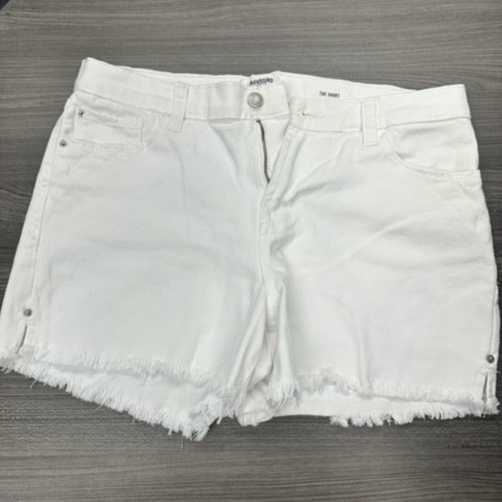Kensie Vintage Luxe White Jean Shorts